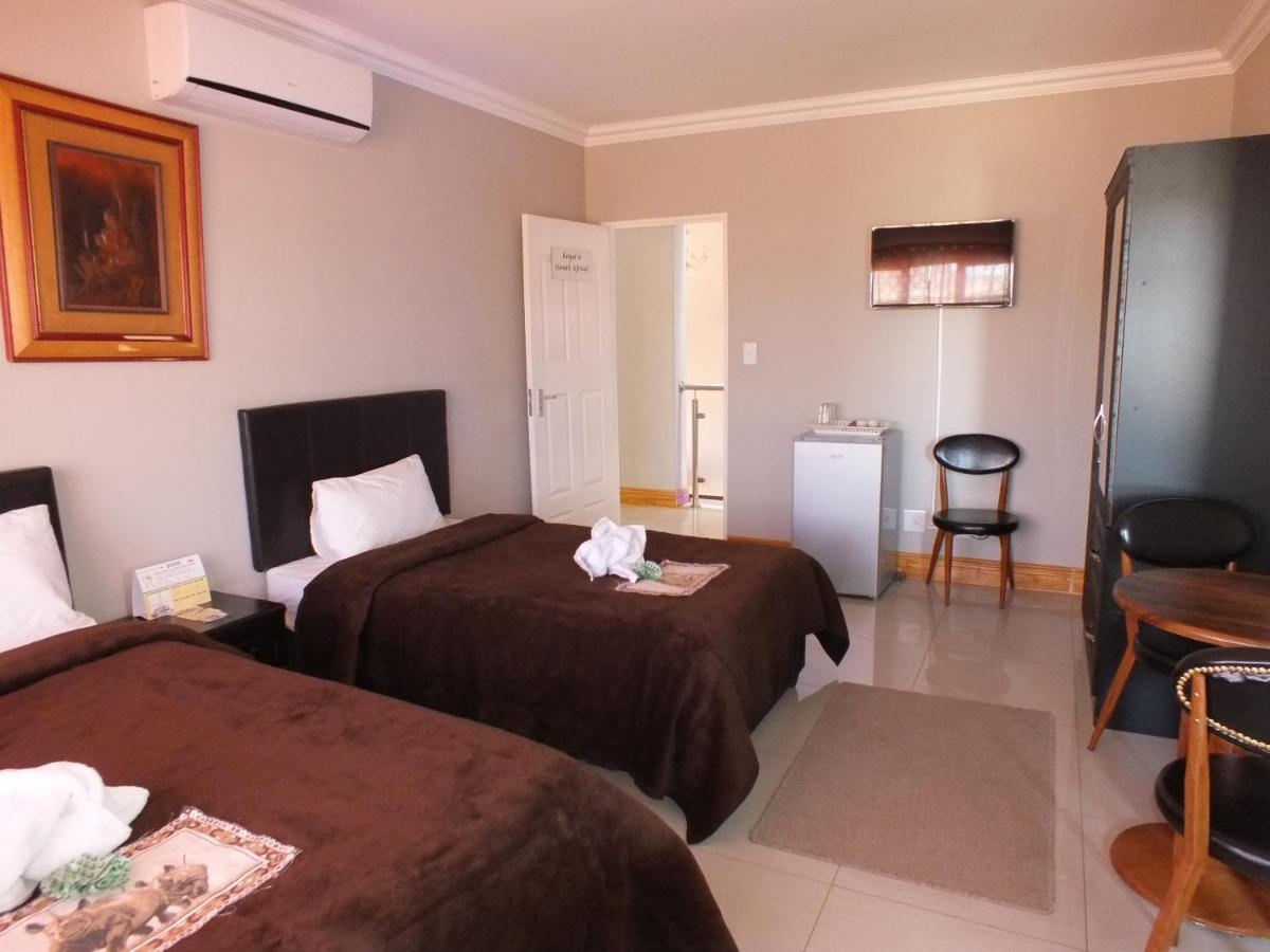 Royal Castle Guest House Windhoek Kültér fotó