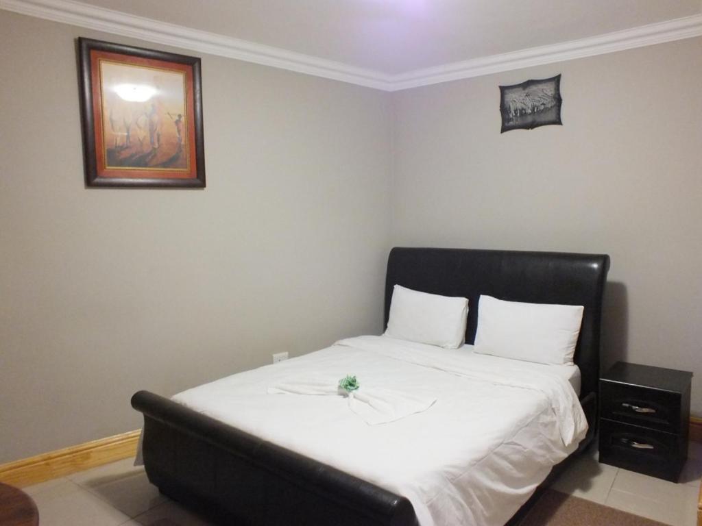 Royal Castle Guest House Windhoek Kültér fotó