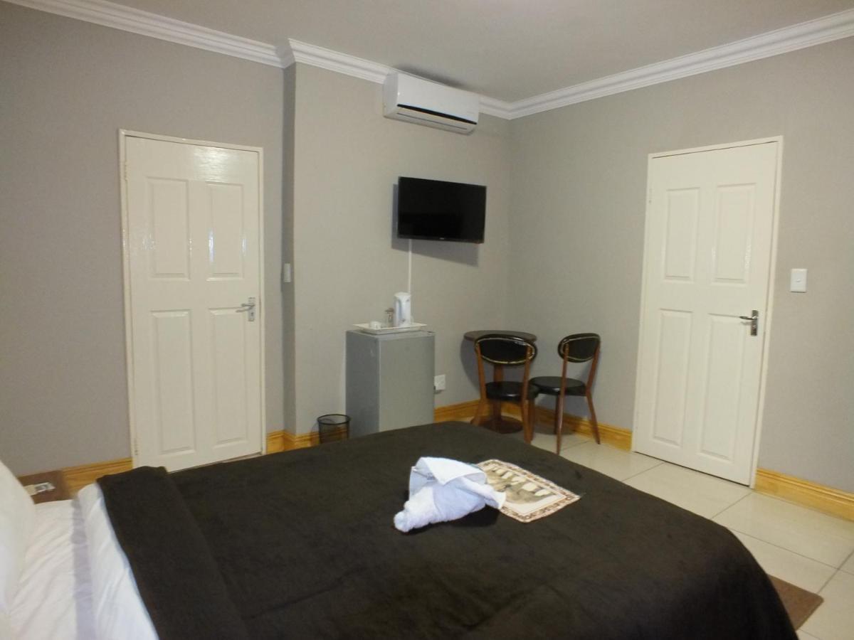 Royal Castle Guest House Windhoek Kültér fotó