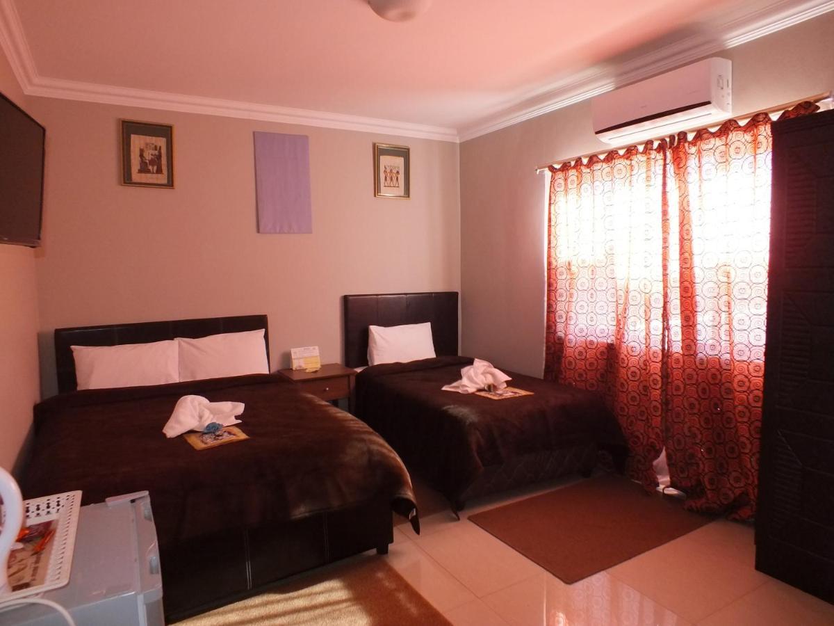 Royal Castle Guest House Windhoek Kültér fotó
